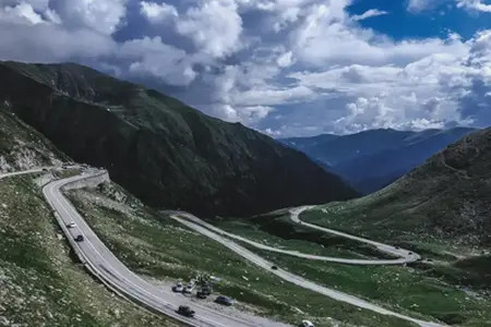 Cumpărarea vinietei pentru autostrăzile din România în 2025